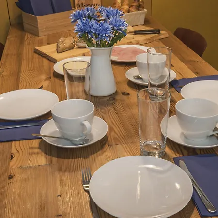 Konukevi Republica 3*